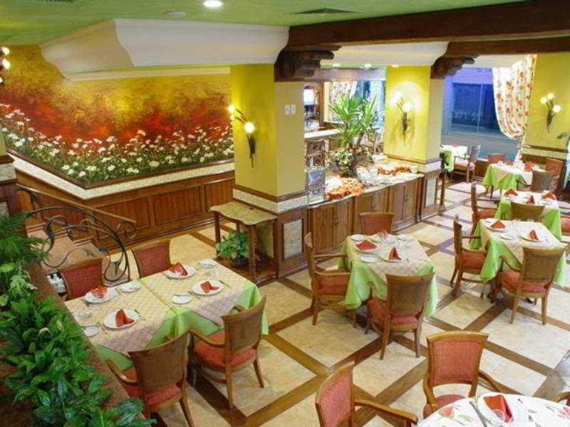 Hotel Las Margaritas Asuncion Restaurant photo